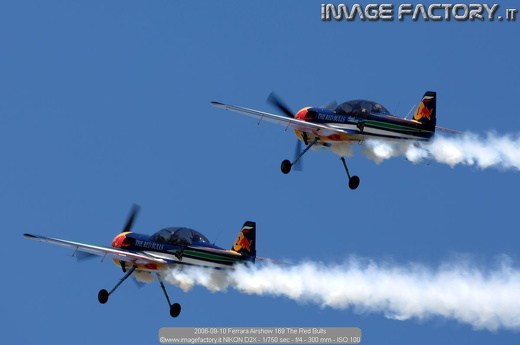 2006-09-10 Ferrara Airshow 169 The Red Bulls